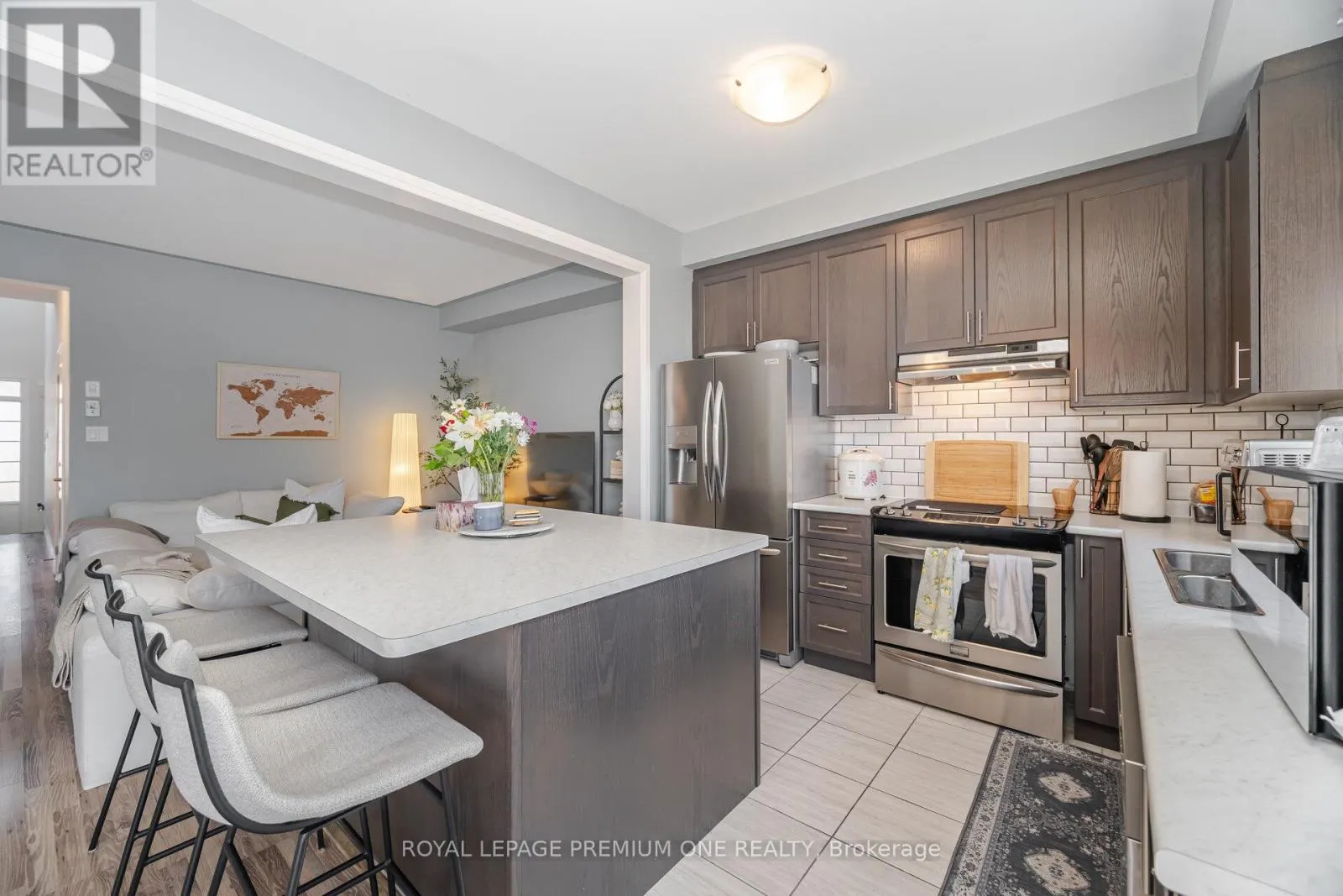 50 CASSERLEY CRESCENT