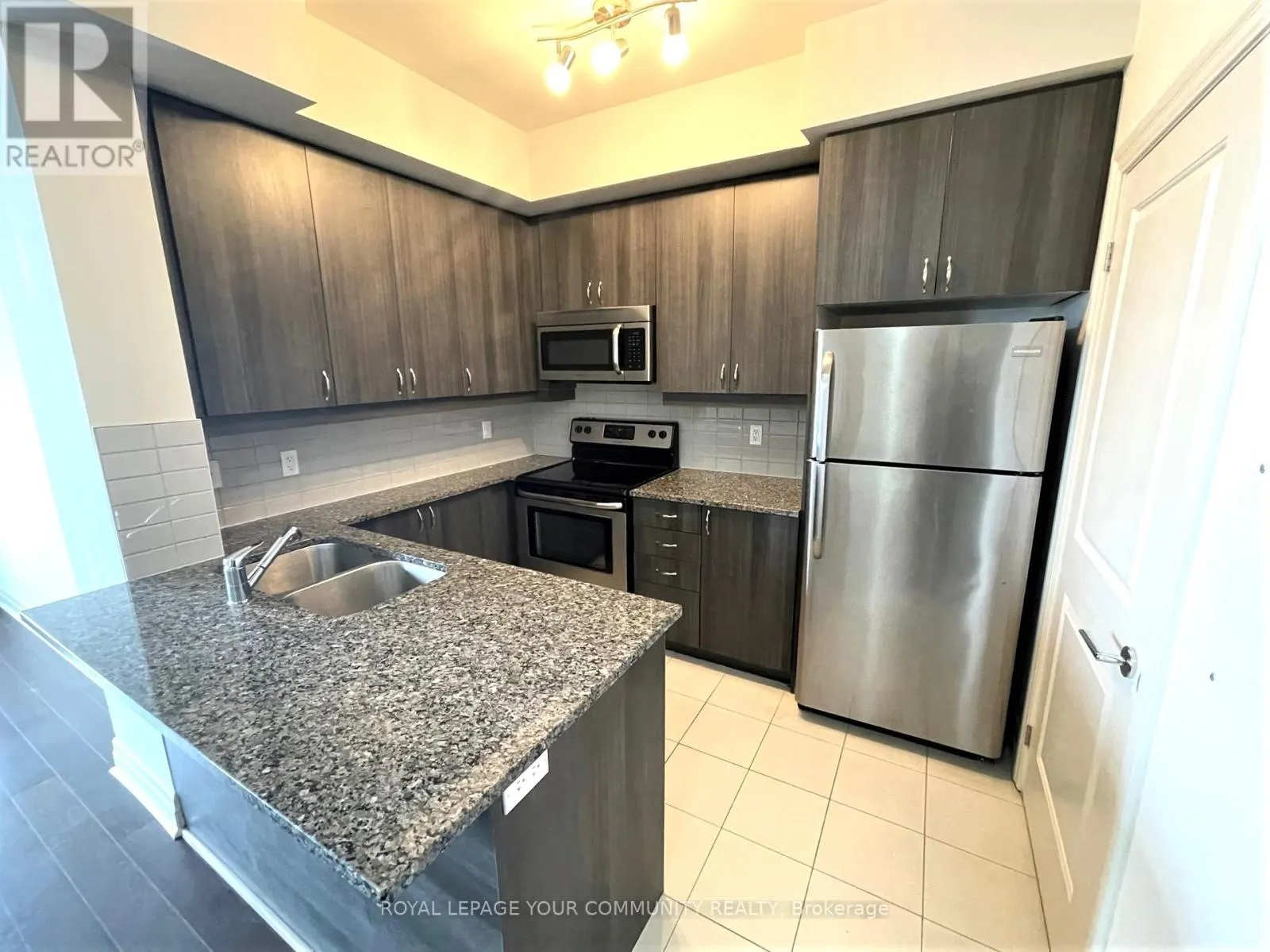 724 - 8110 BIRCHMOUNT ROAD