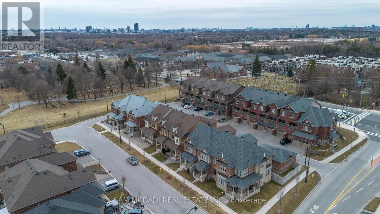 3 HENRY BAUER AVENUE