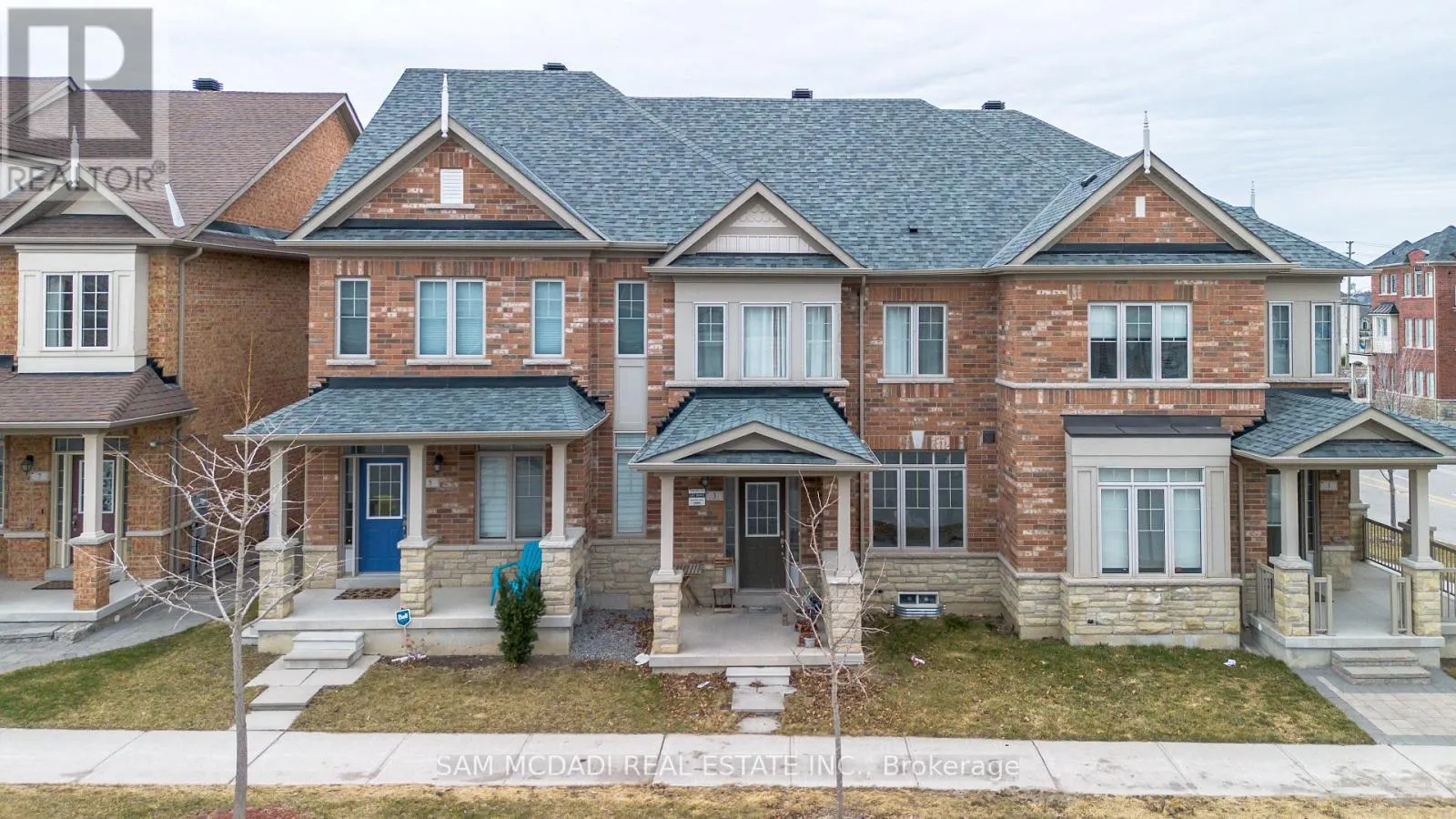 3 HENRY BAUER AVENUE