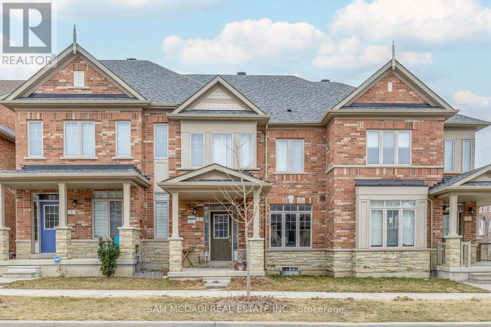 3 HENRY BAUER AVENUE