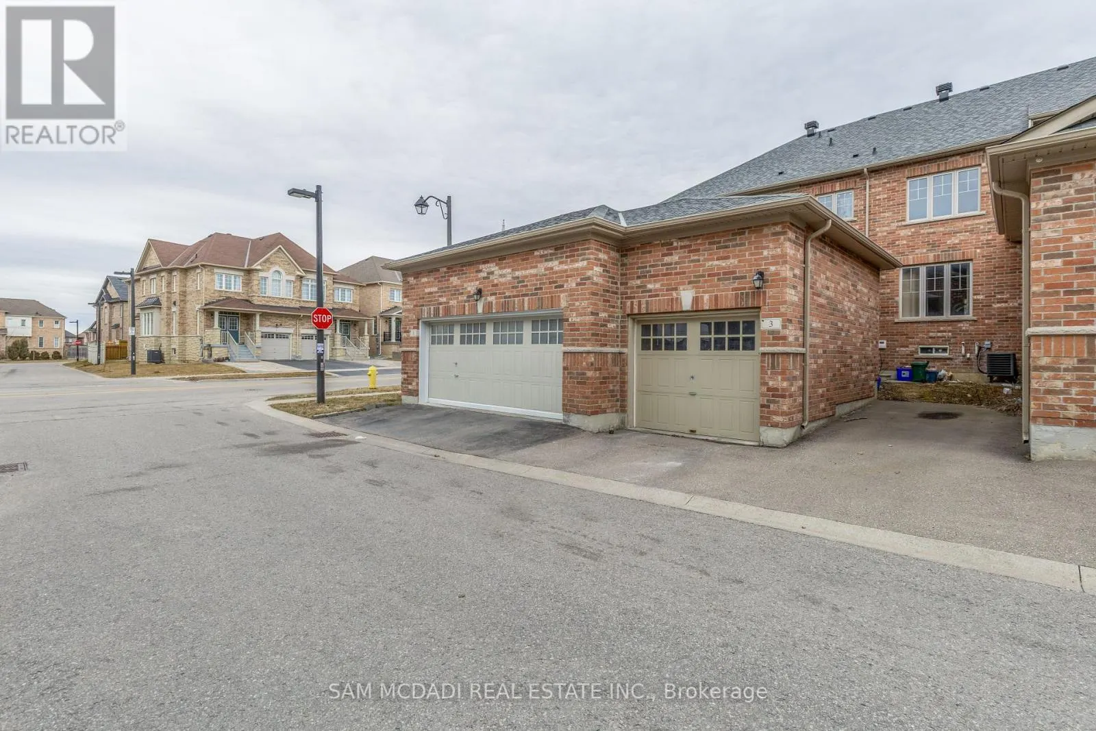 3 HENRY BAUER AVENUE