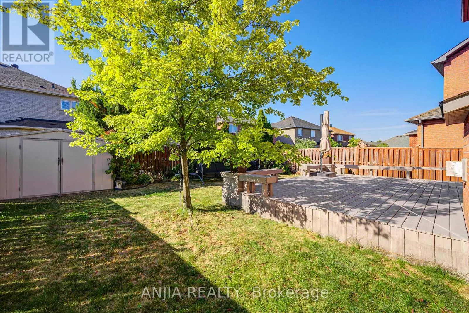 54 RAINBOW VALLEY CRESCENT