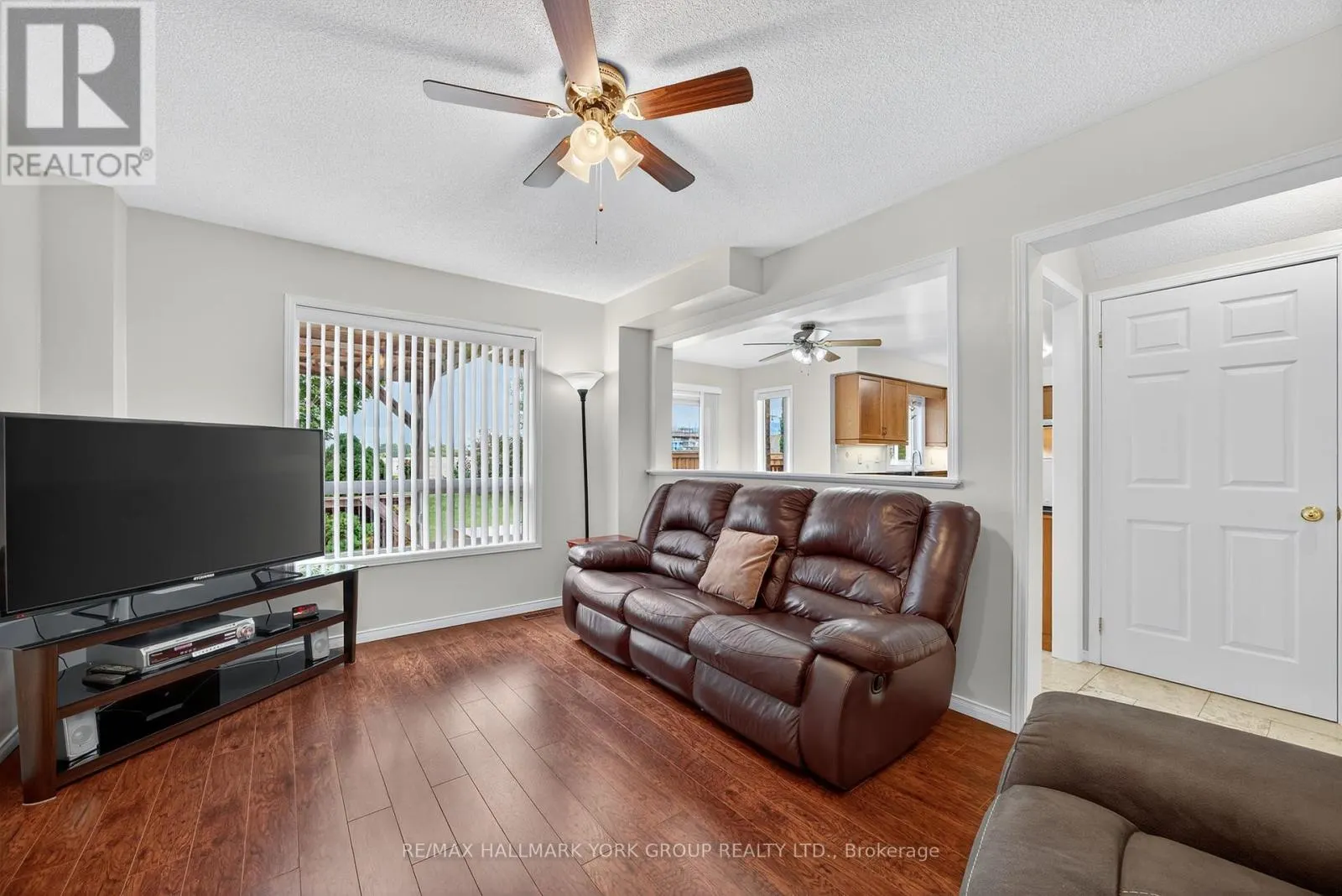 9 REYNOLDS AVENUE
