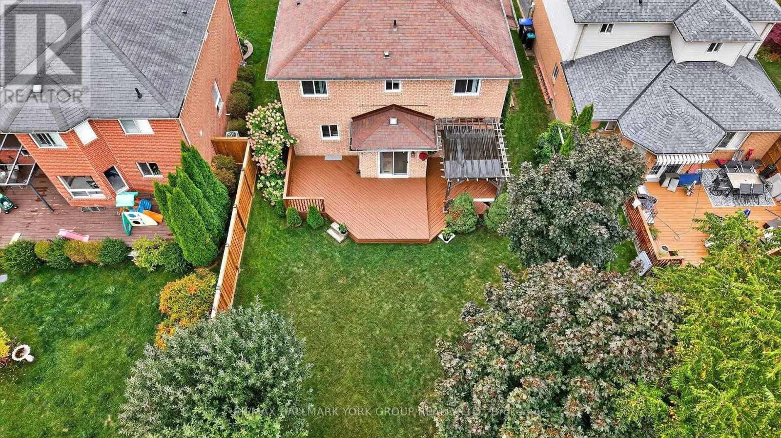 9 REYNOLDS AVENUE