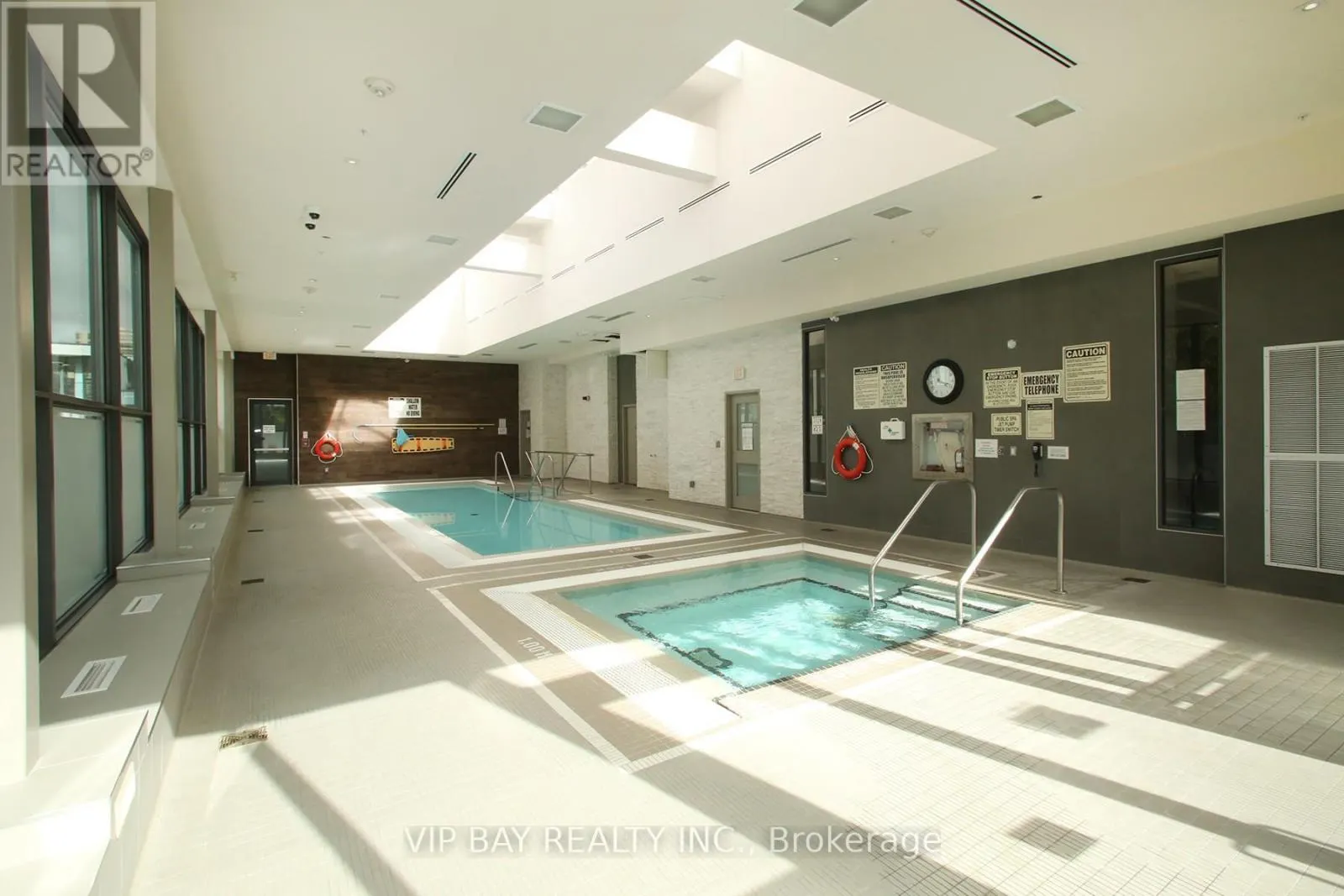 1608 - 9618 YONGE STREET
