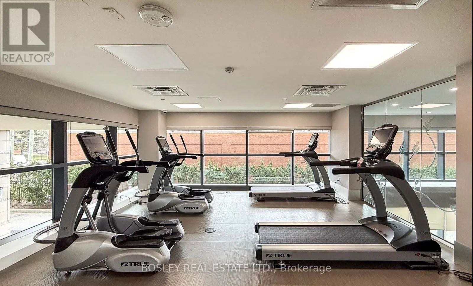407 - 7608 YONGE STREET