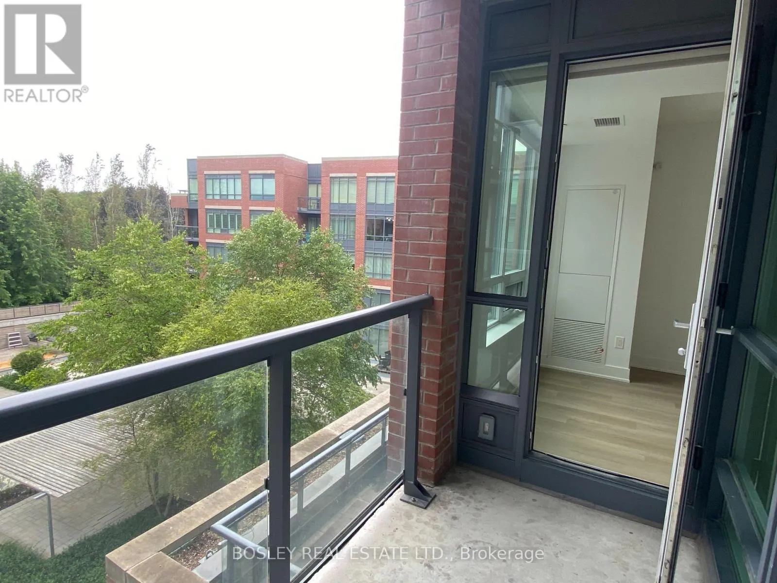 407 - 7608 YONGE STREET