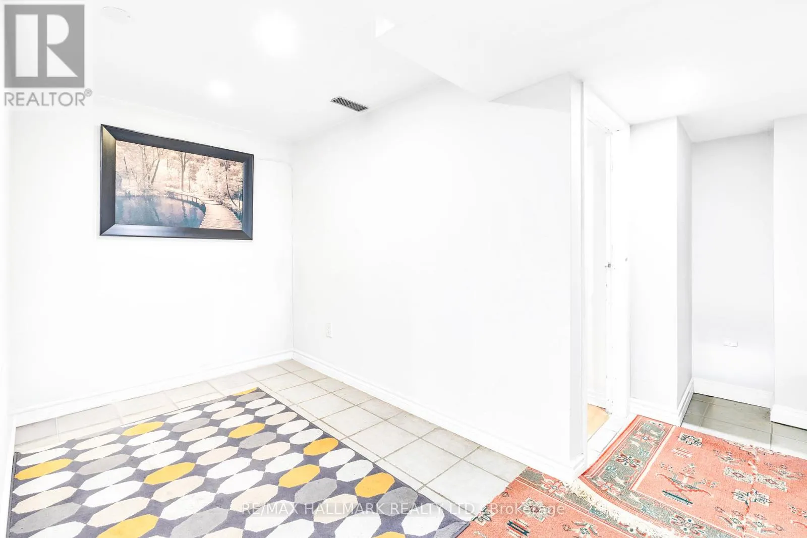 43 MEADOWVIEW AVENUE