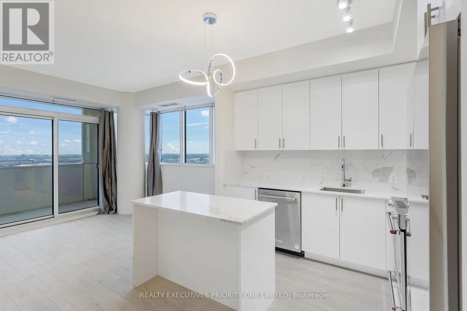 2018 - 9000 JANE STREET