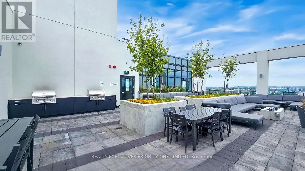 2018 - 9000 JANE STREET