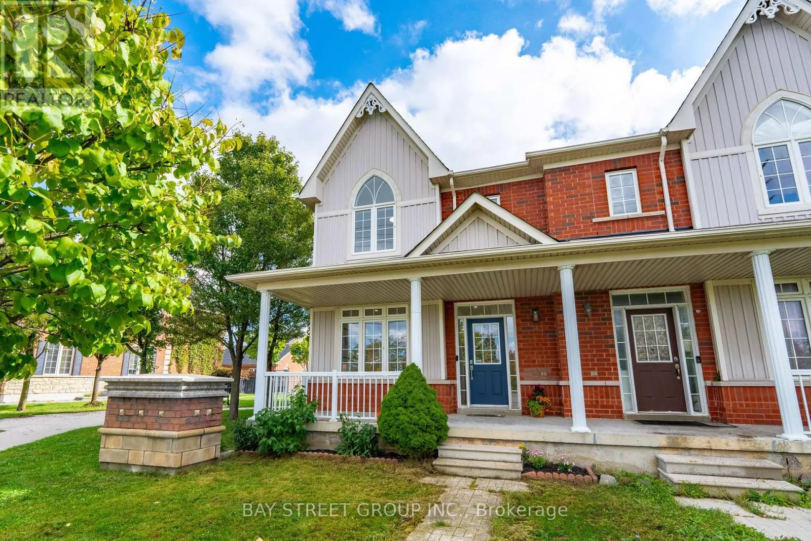 38 PIKE LANE