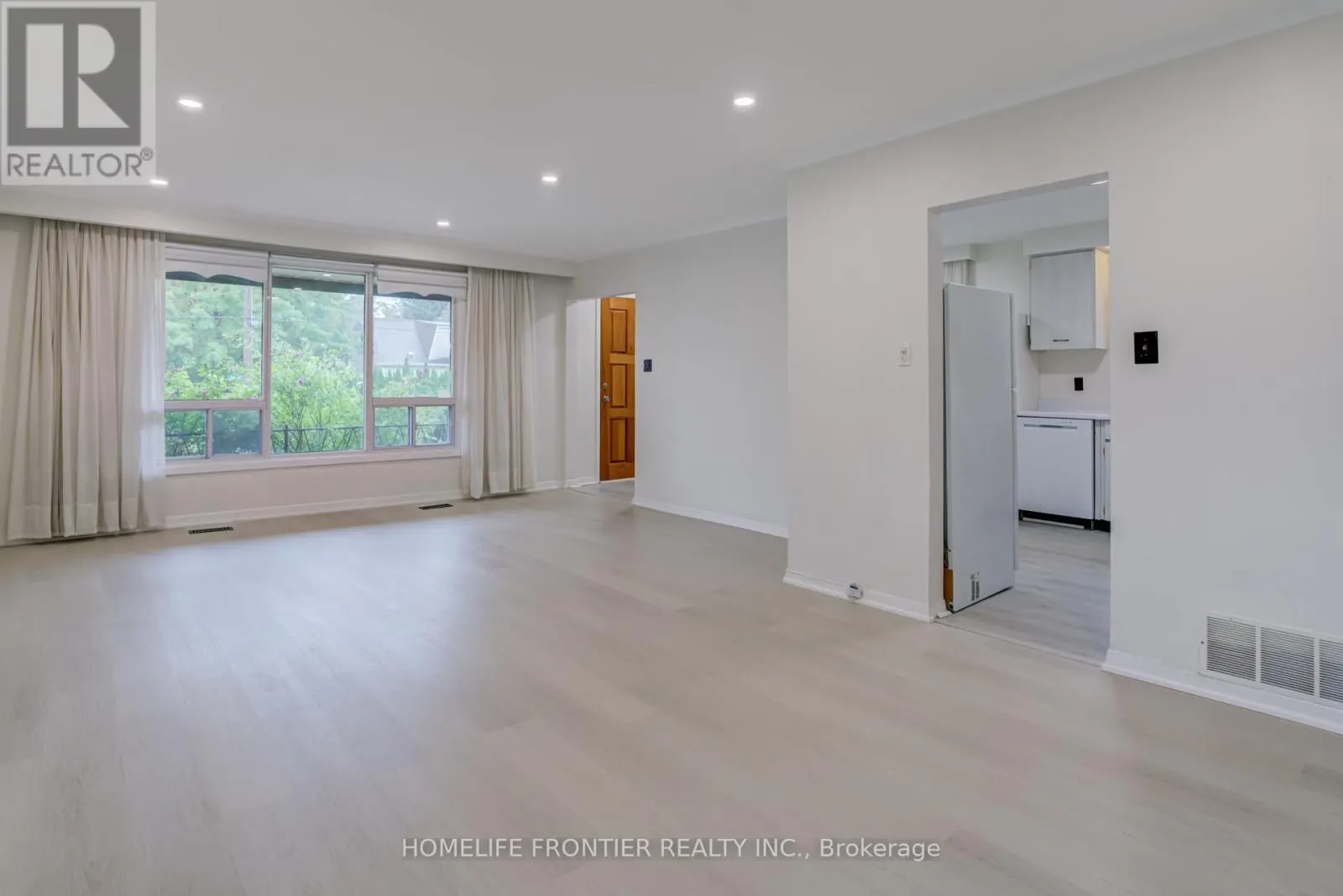 UPPER - 62 CLARK AVENUE