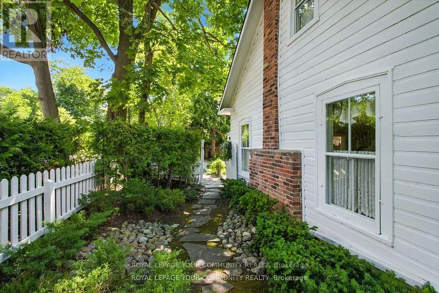 39 COLBORNE STREET