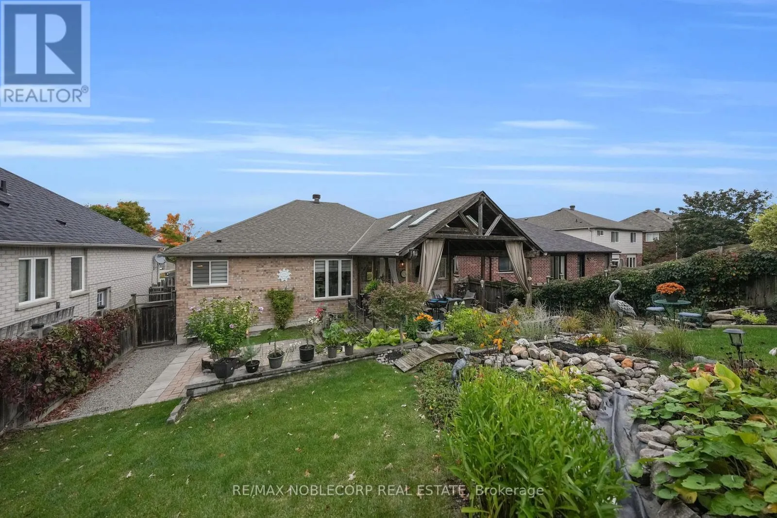 14 WILLARD HUNT COURT