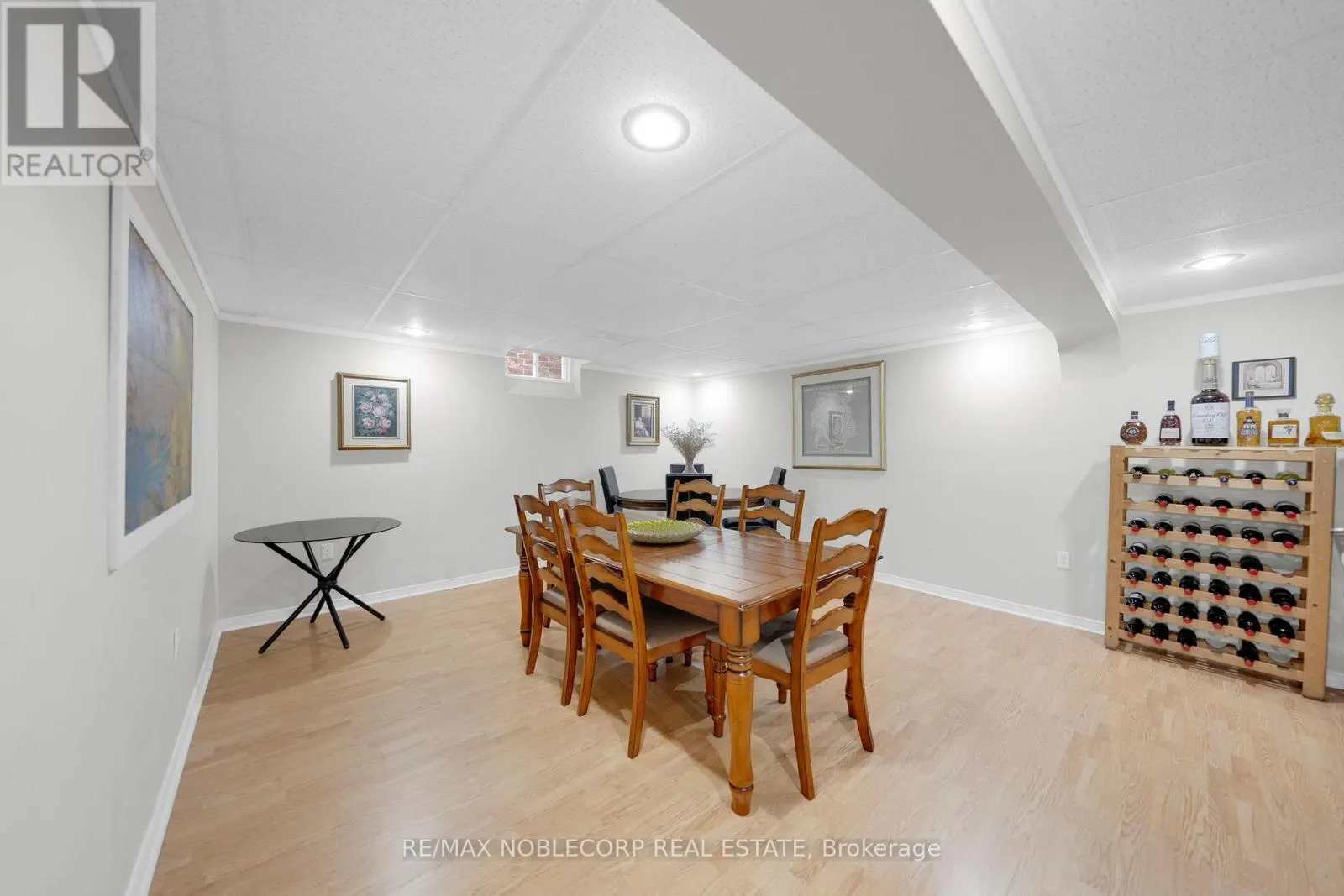 14 WILLARD HUNT COURT