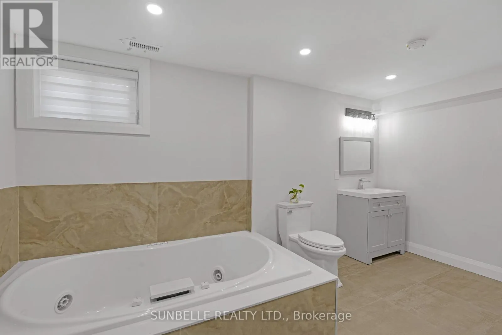 30 ARCHIBALD ROAD