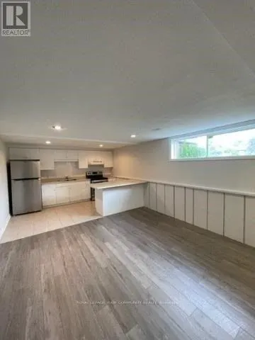 BSMT - 70 CHAVENDER PLACE