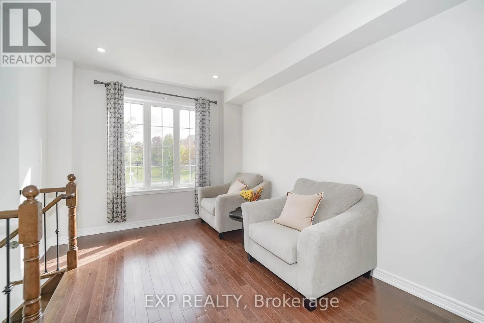 62 HARVEST FIELD ROAD