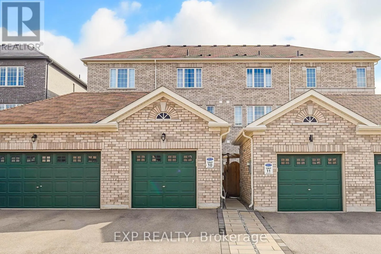 62 HARVEST FIELD ROAD