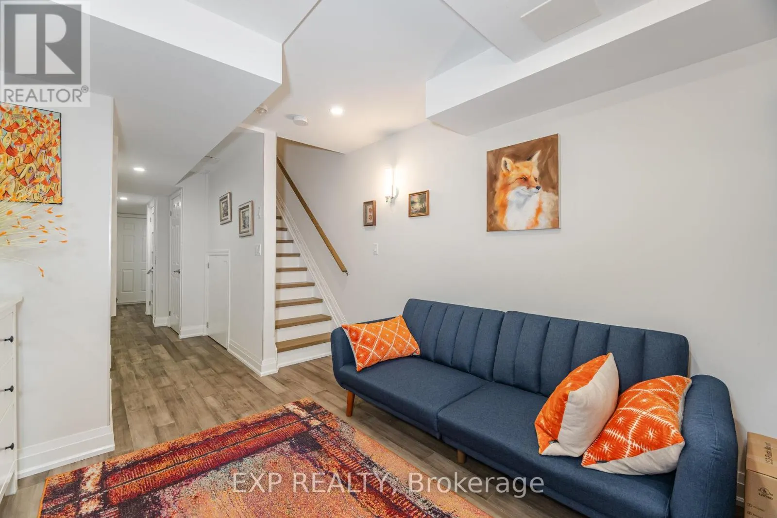 54 INGLESIDE STREET