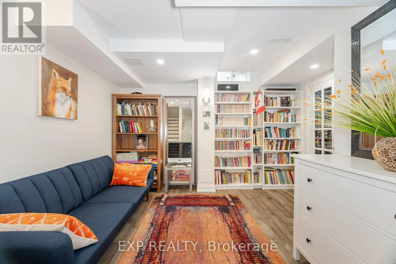 54 INGLESIDE STREET