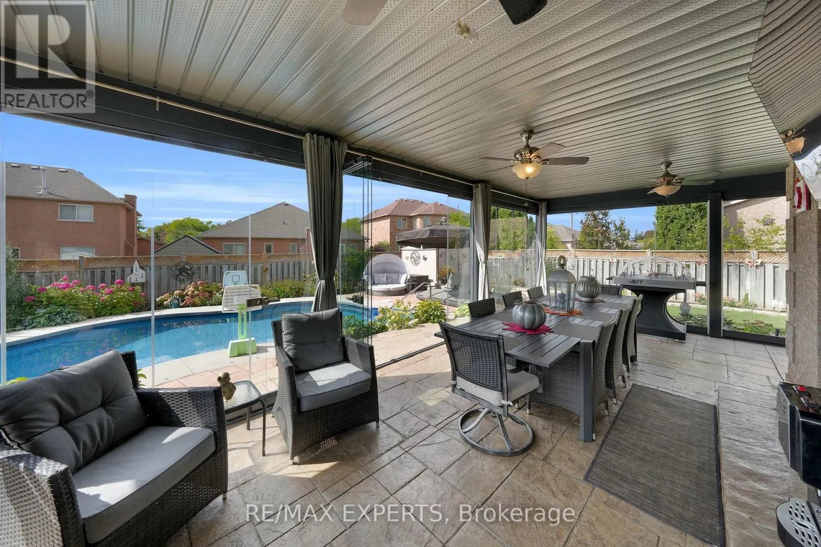 48 CURTISS COURT