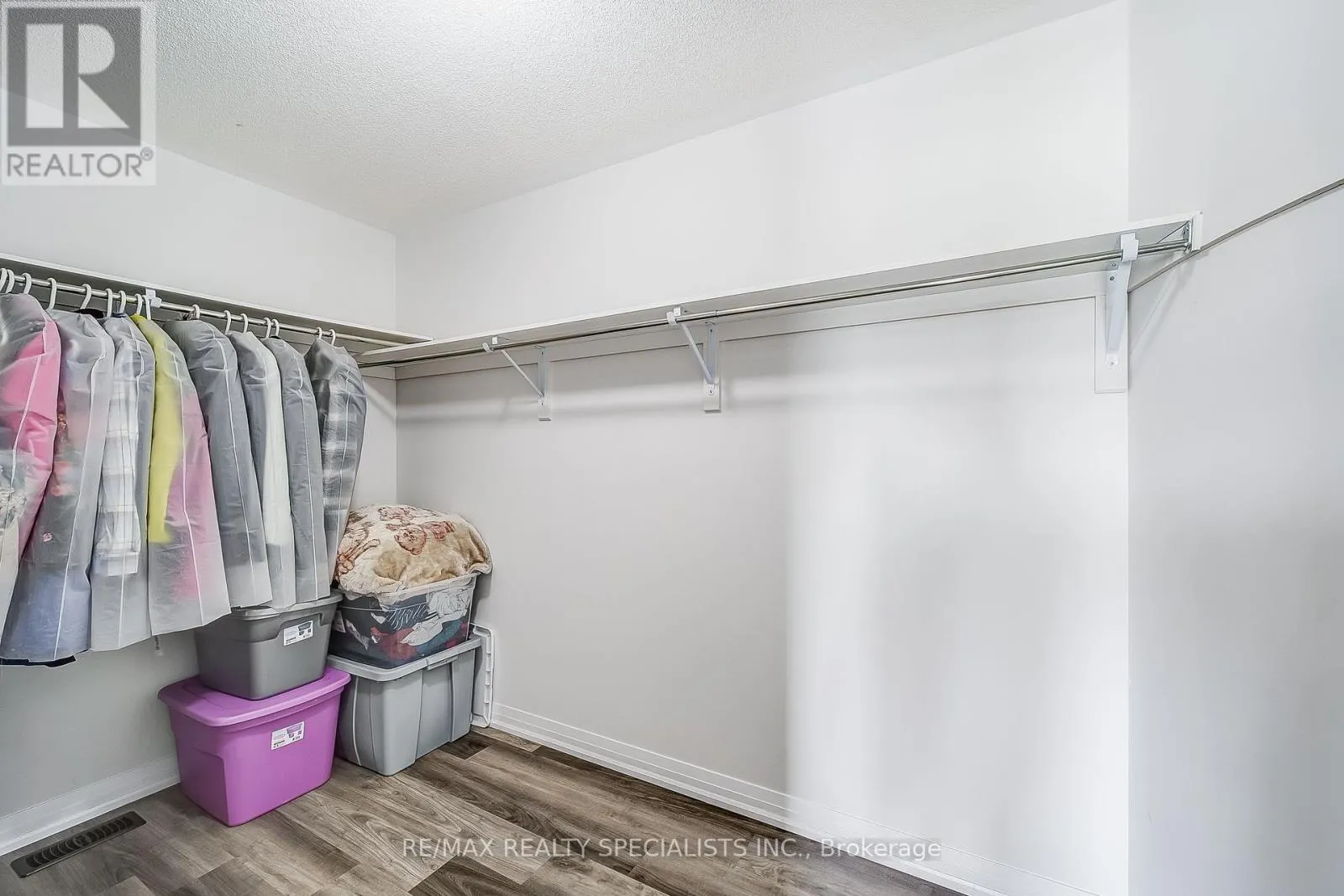 259 CHELSEA CRESCENT
