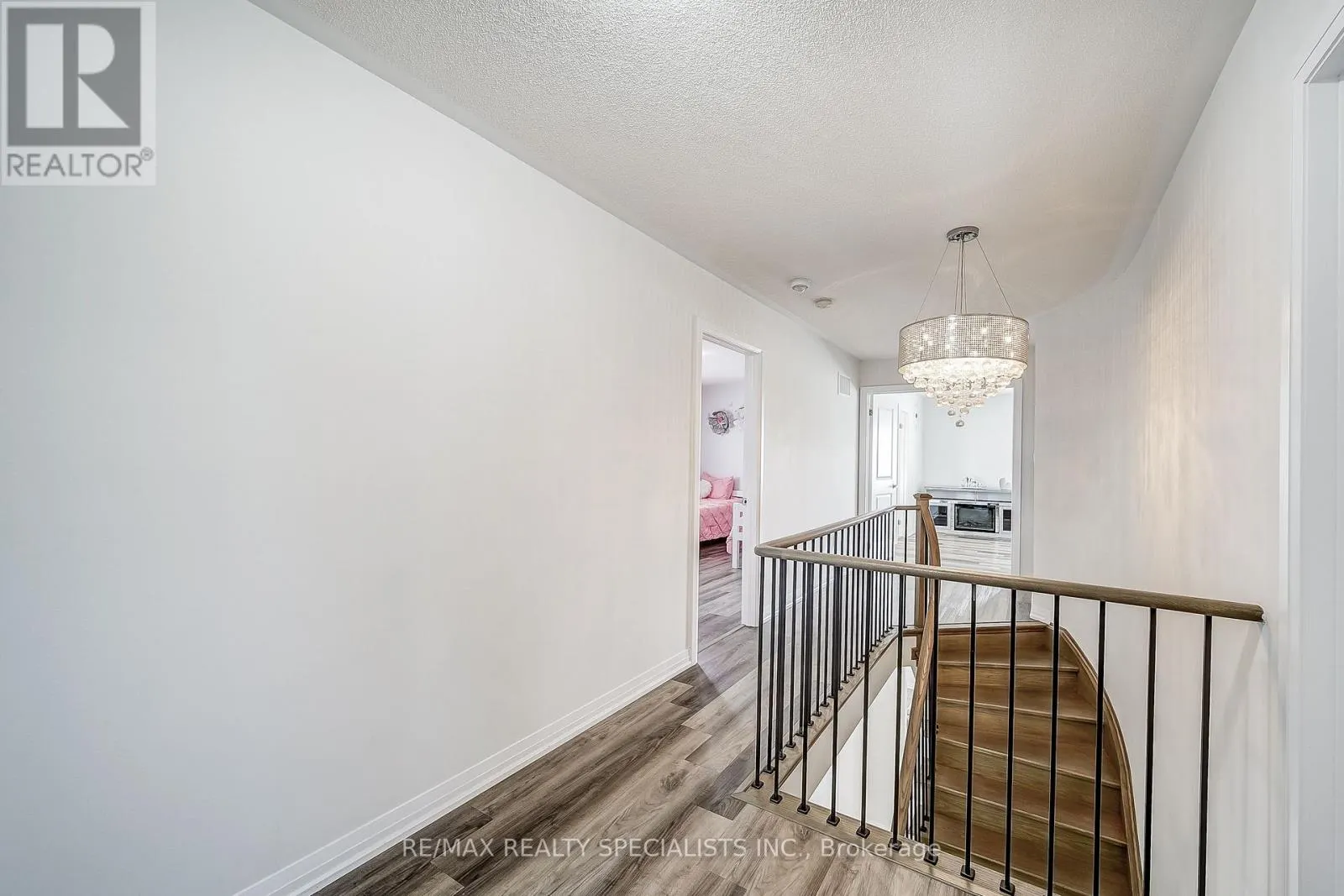 259 CHELSEA CRESCENT
