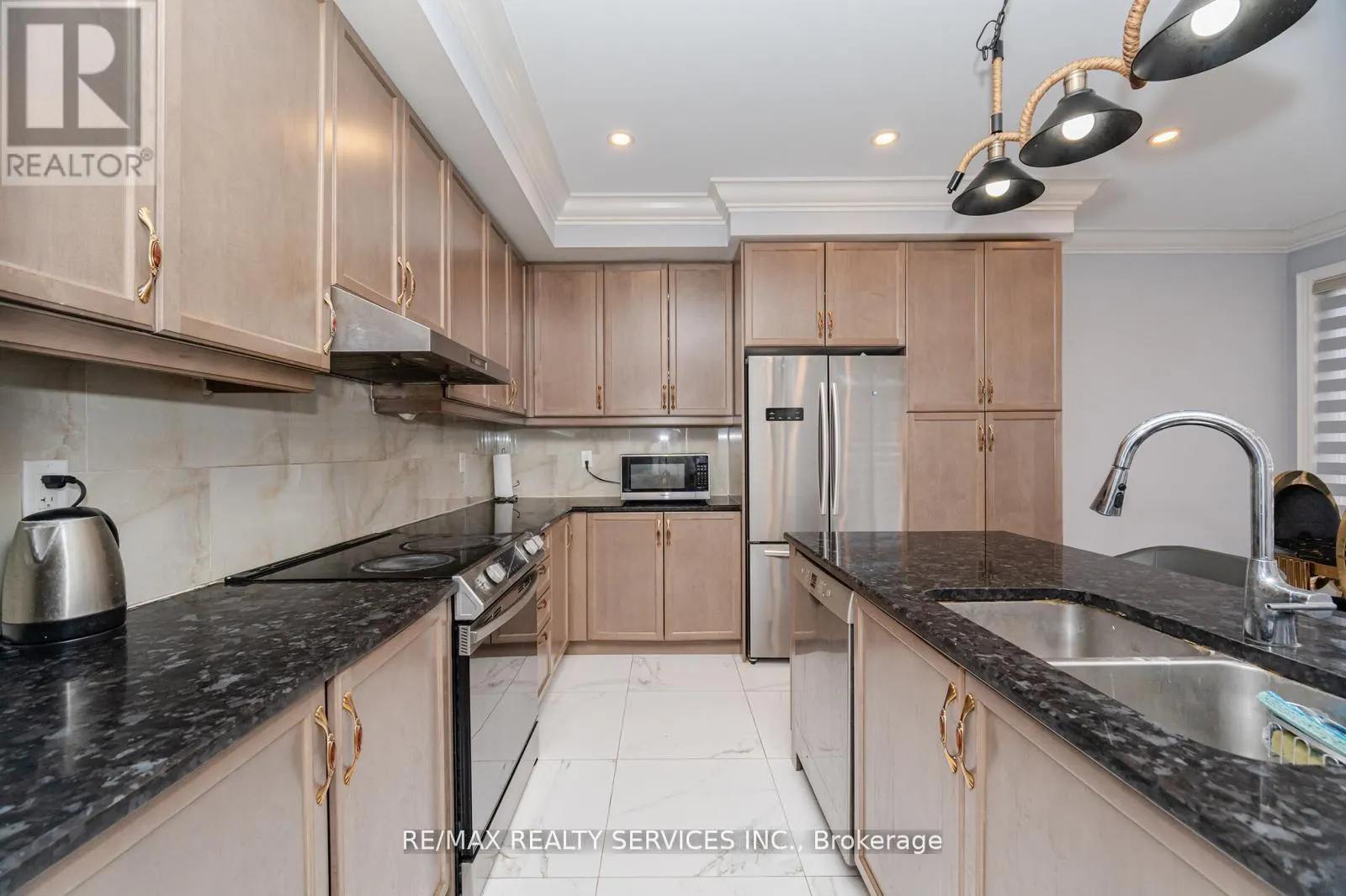 132 MEADOW VISTA CRESCENT
