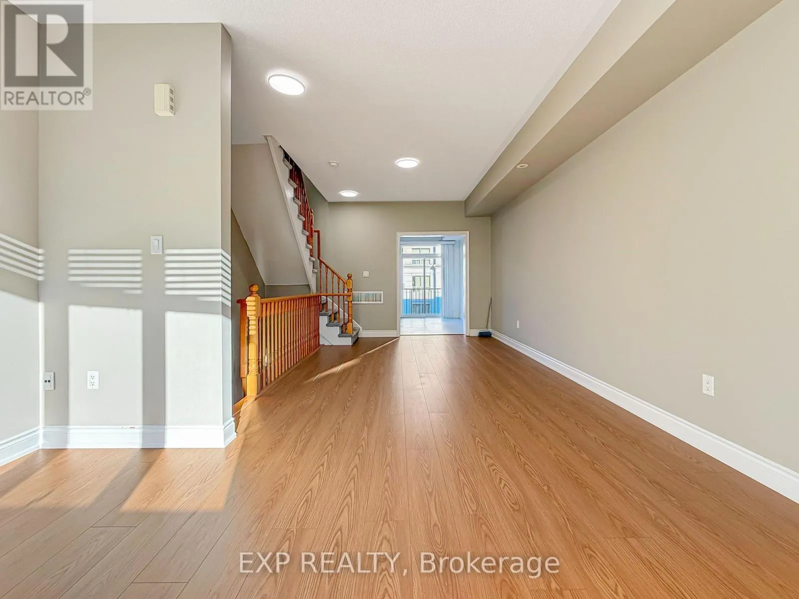 11 SADDLECREEK DRIVE