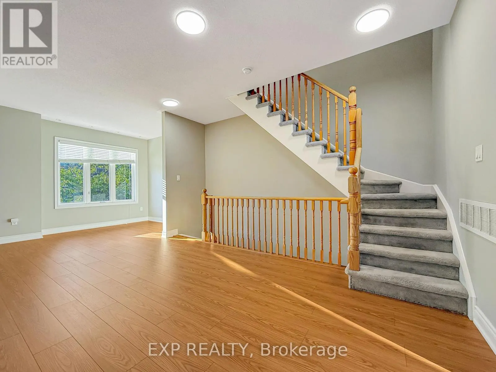 11 SADDLECREEK DRIVE