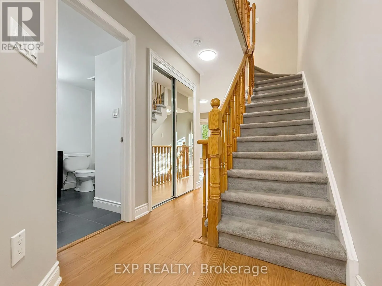 11 SADDLECREEK DRIVE