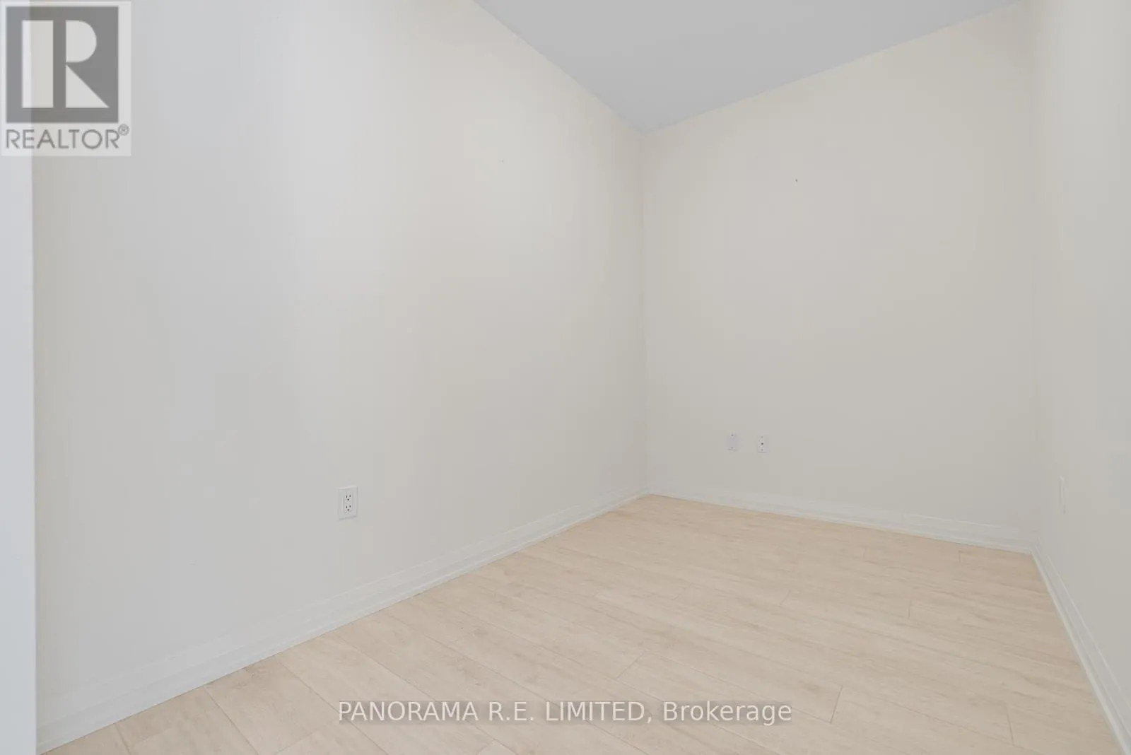 606 - 9000 JANE STREET