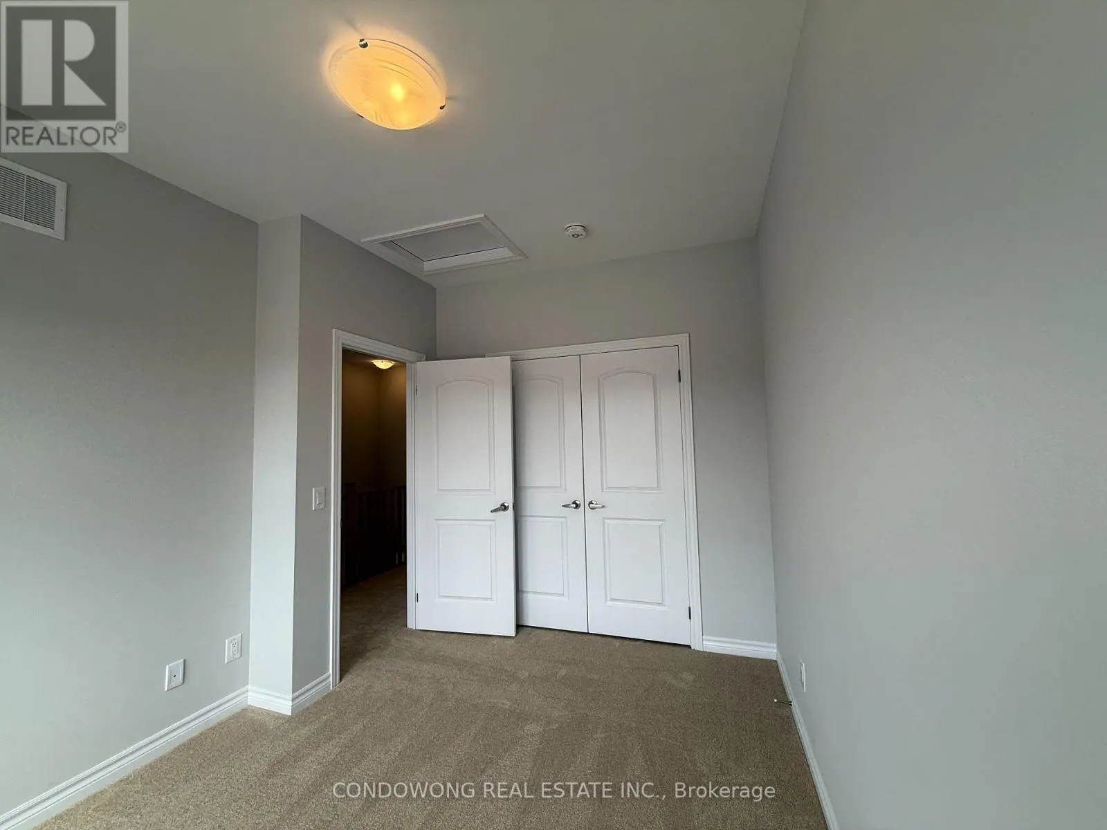 25 FREEMAN WILLIAMS STREET