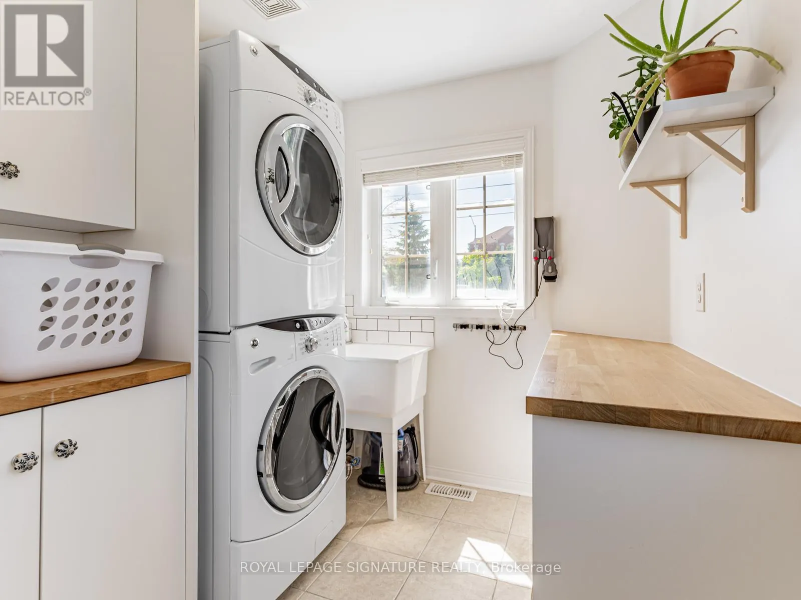 171 WOLF CREEK CRESCENT