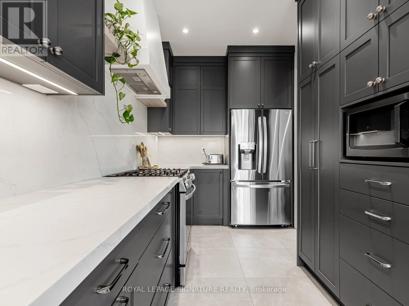 171 WOLF CREEK CRESCENT