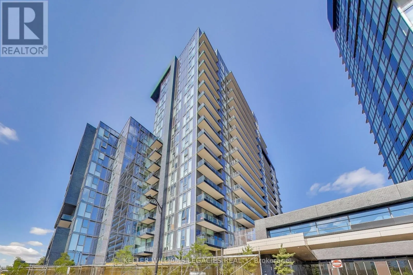 1405 - 10 GATINEAU DRIVE