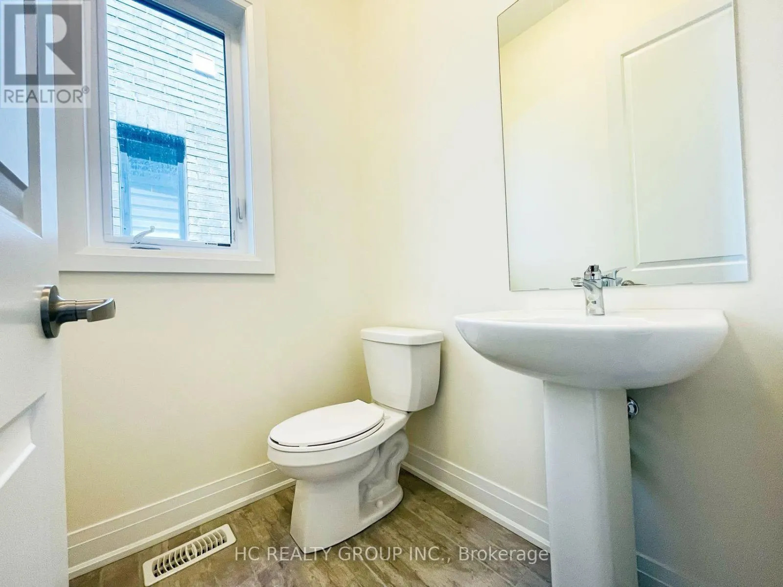 115A BOND CRESCENT