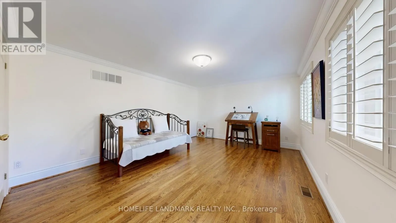 90 OFFORD CRESCENT