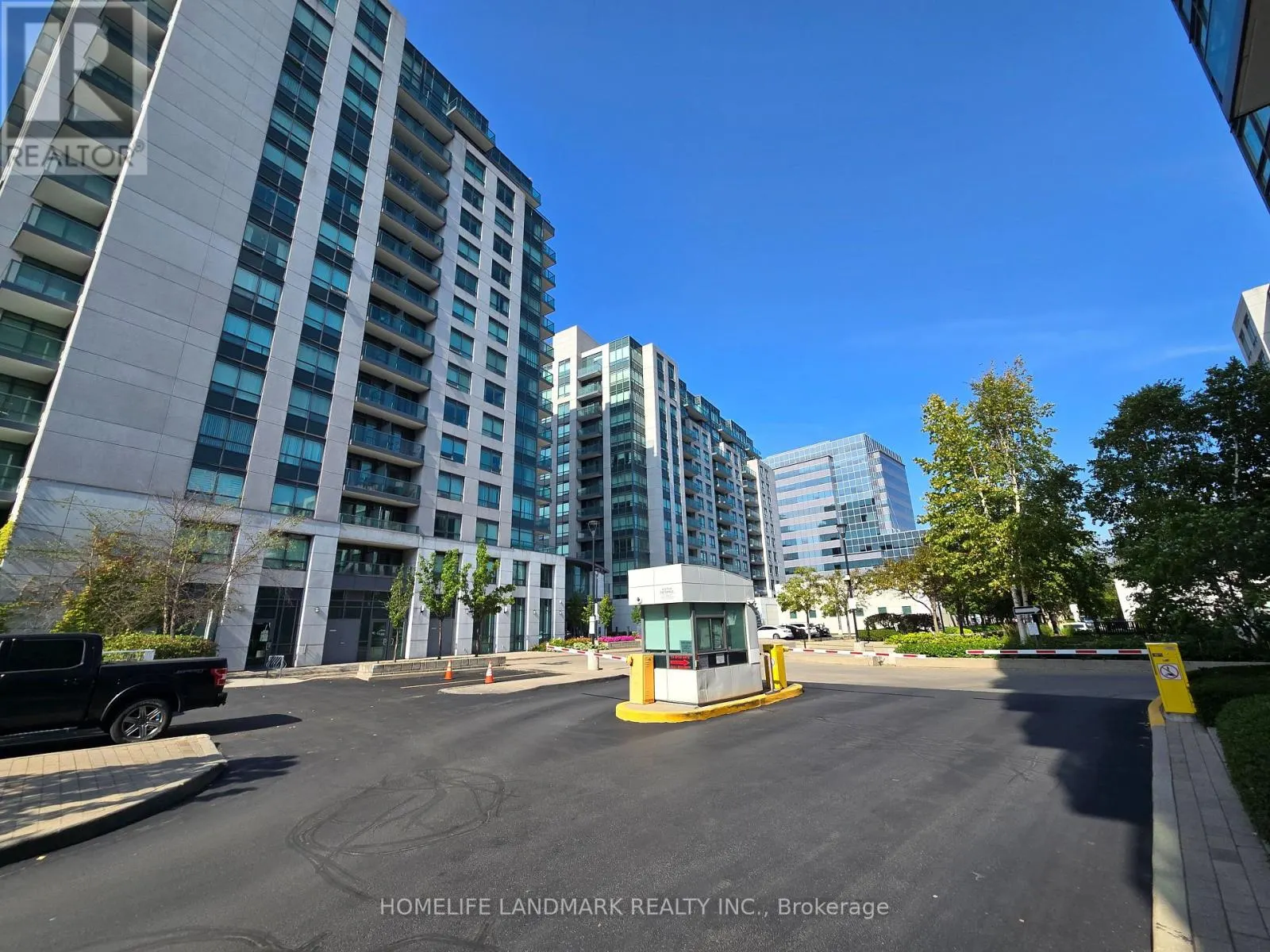 301 - 55 SOUTH TOWN CENTRE BOULEVARD