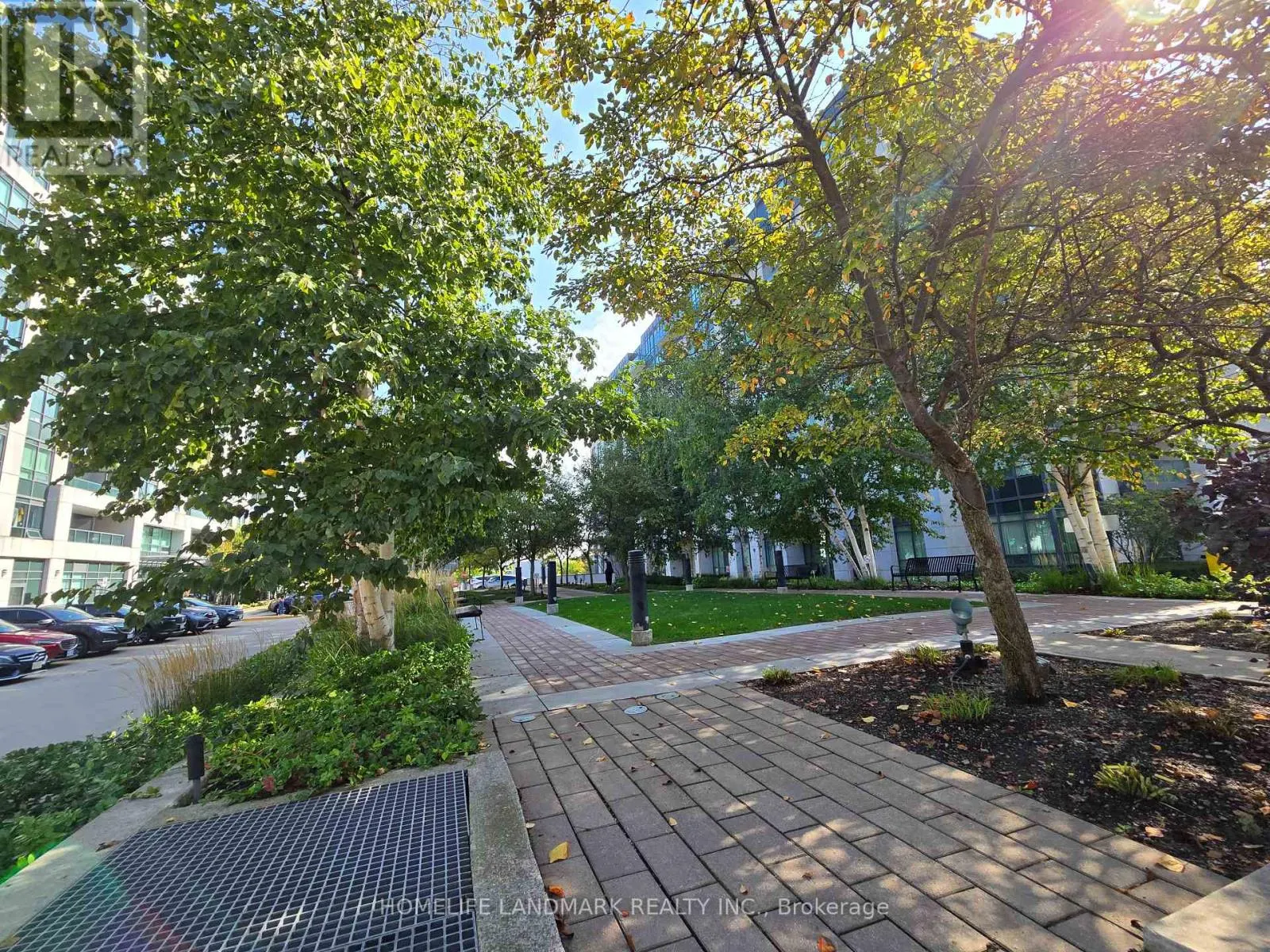 301 - 55 SOUTH TOWN CENTRE BOULEVARD