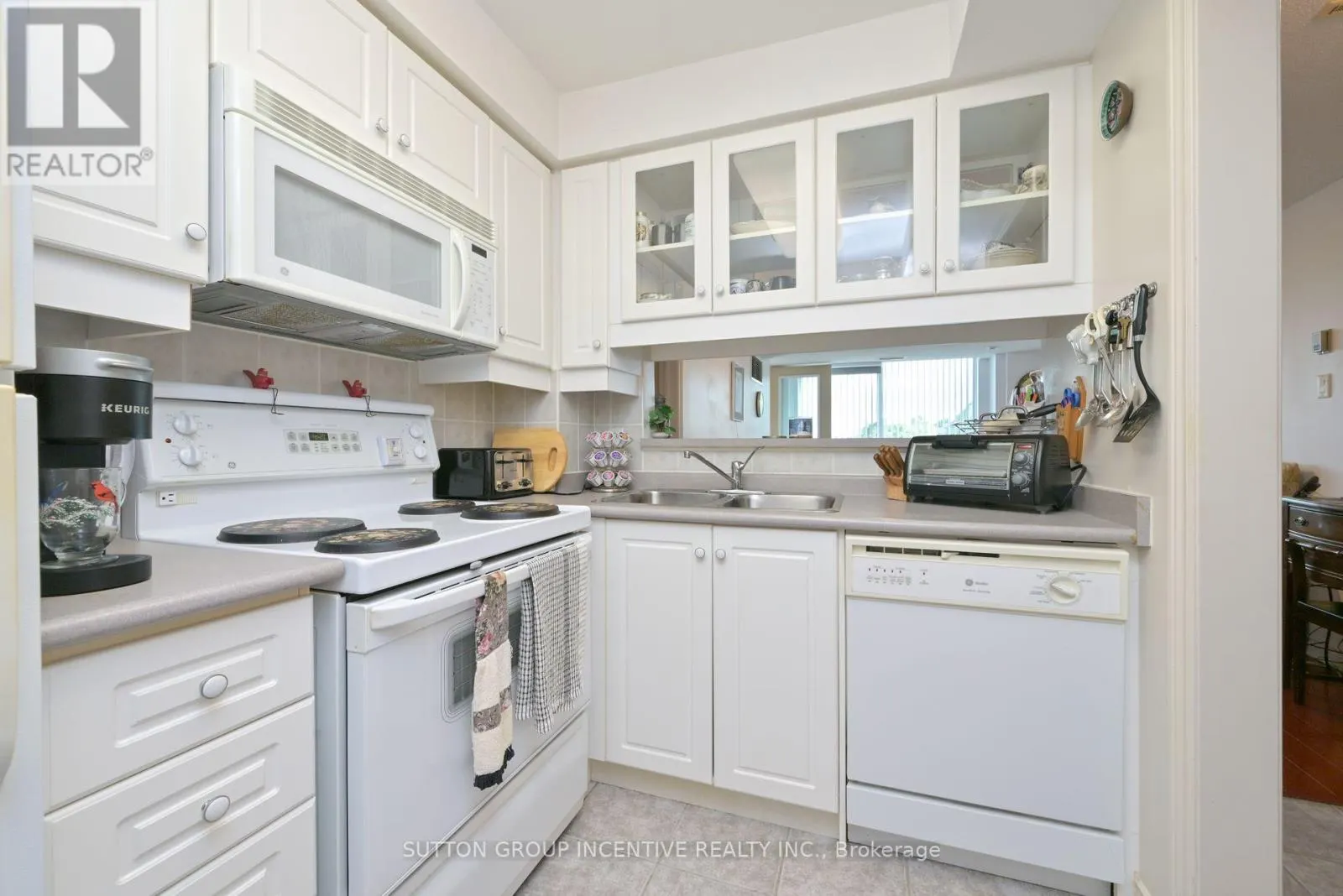 311 - 4 BRIAR HILL HEIGHTS