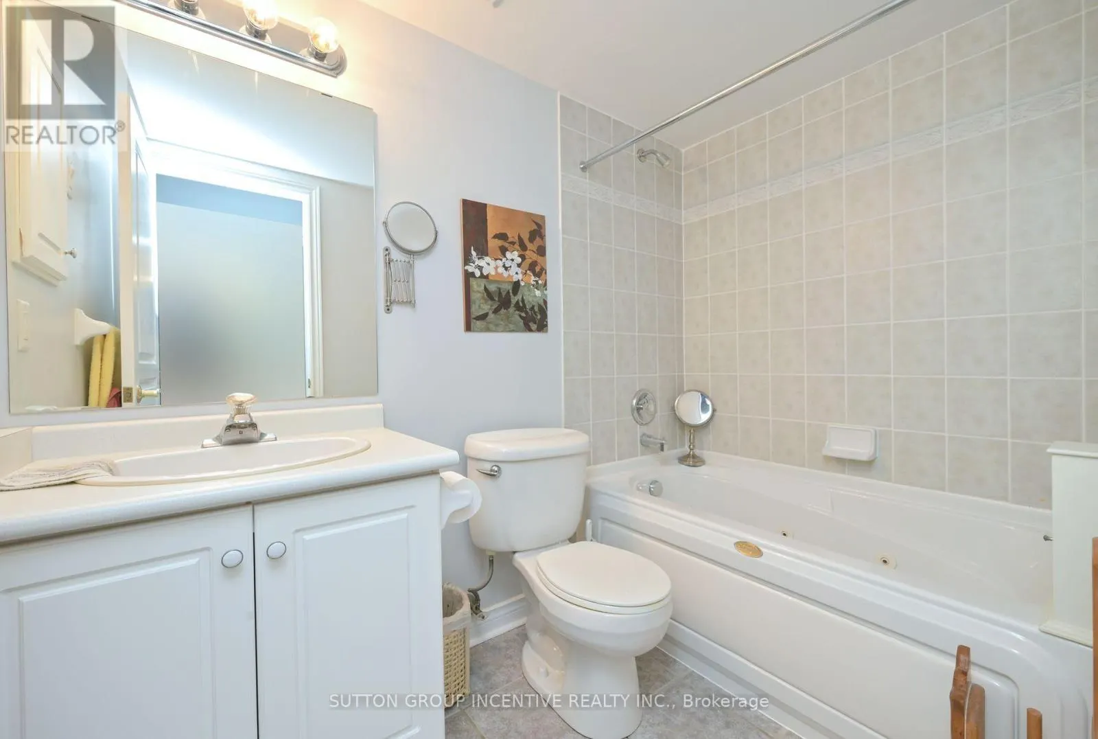311 - 4 BRIAR HILL HEIGHTS