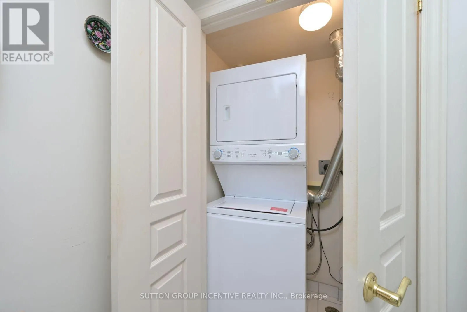 311 - 4 BRIAR HILL HEIGHTS