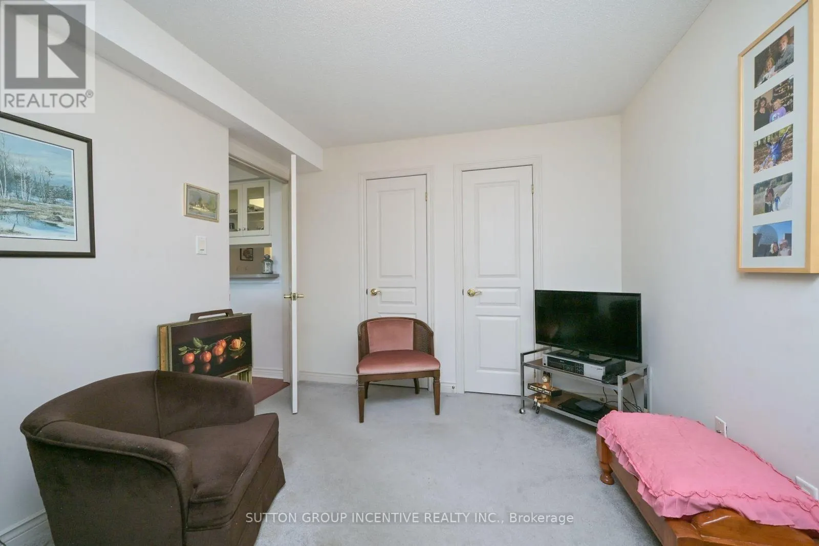 311 - 4 BRIAR HILL HEIGHTS
