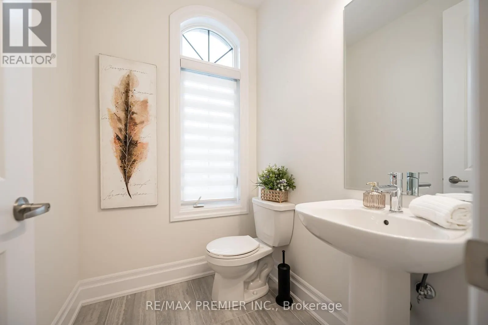 30 ENCLAVE COURT