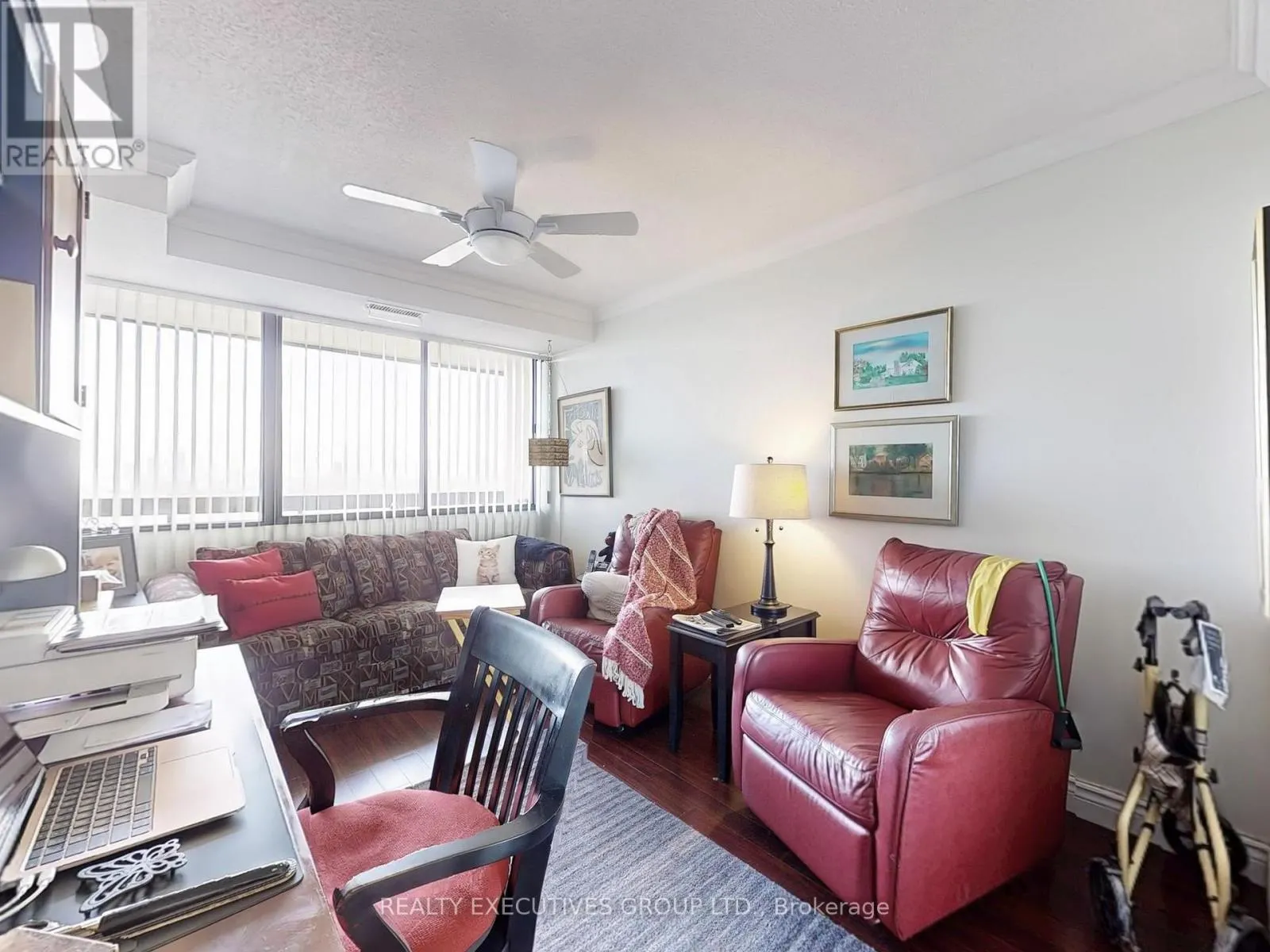 1701 - 8111 YONGE STREET