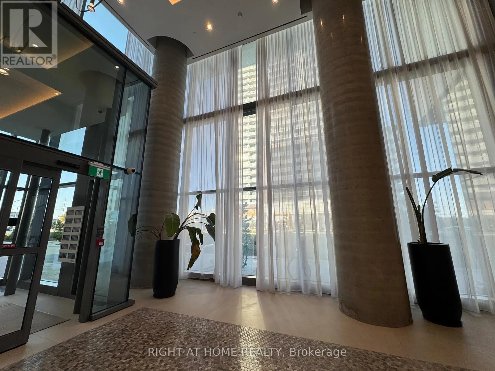 101 - 7890 JANE STREET