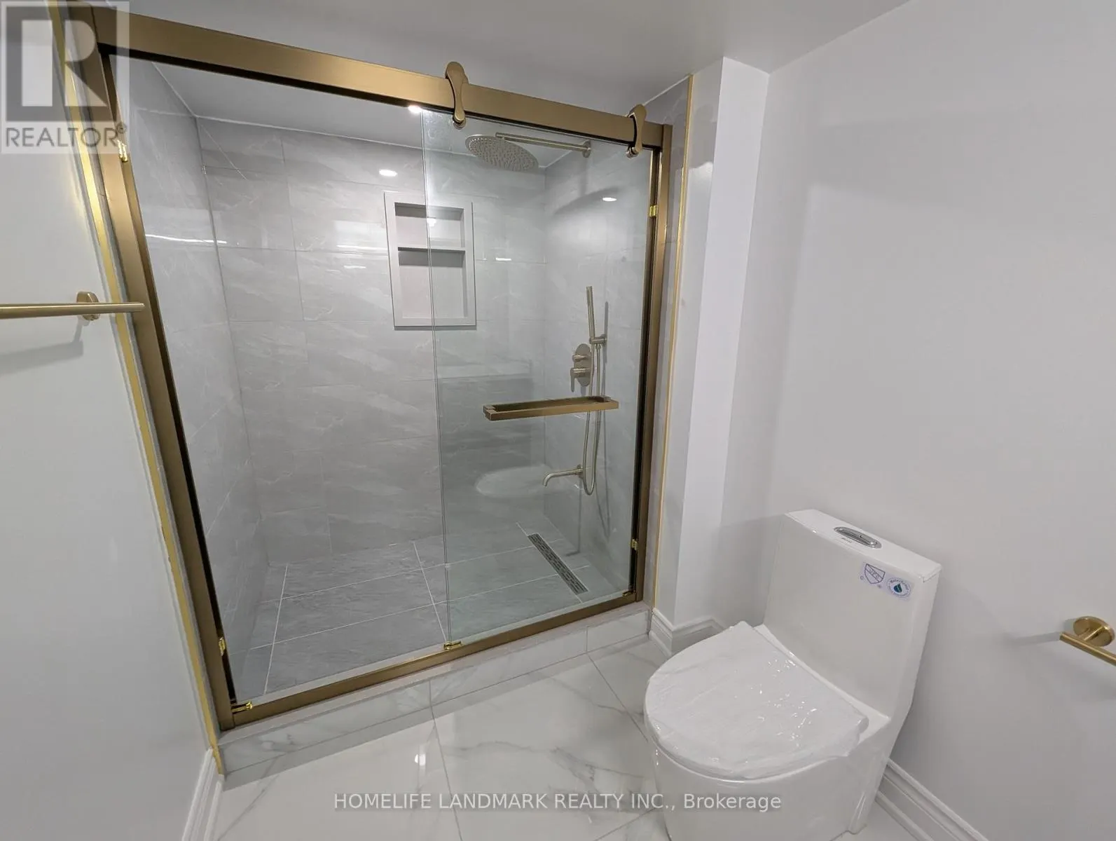 252 BOREALIS AVENUE